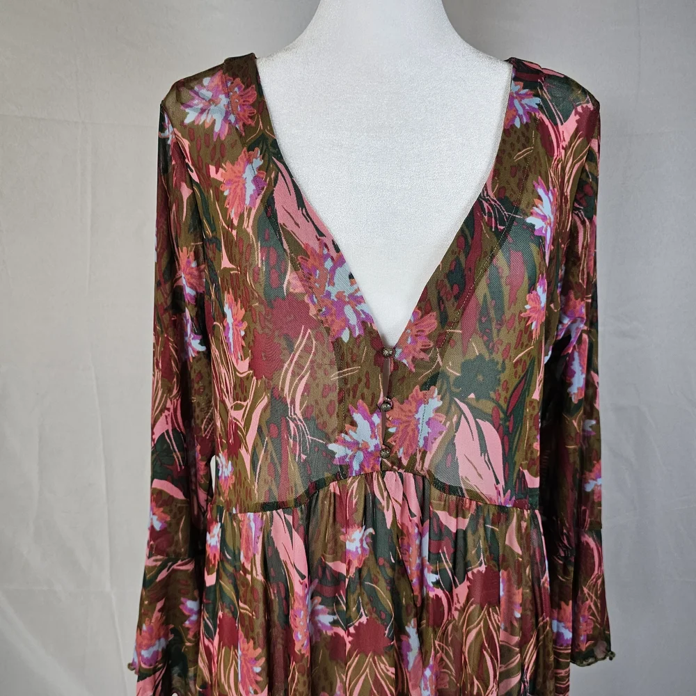 Free People Floral V-Neck Bell Sleeve Beach Babe Tunic - Picture 10 of 10